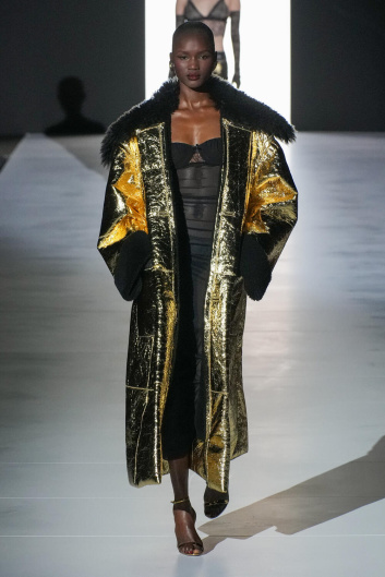 Fotoservizio/FW 23-24/WOMEN/SFILATA/DOLCE & GABBANA/DP2/22