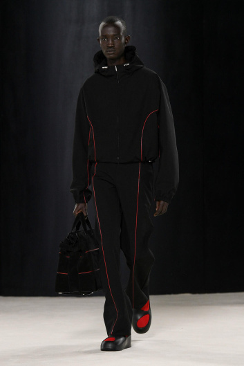 Fotoservizio/FW 23-24/WOMEN/SFILATA/FERRAGAMO/DP2/38