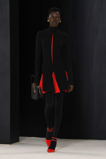 Fotoservizio/FW 23-24/WOMEN/SFILATA/FERRAGAMO/DP2/39
