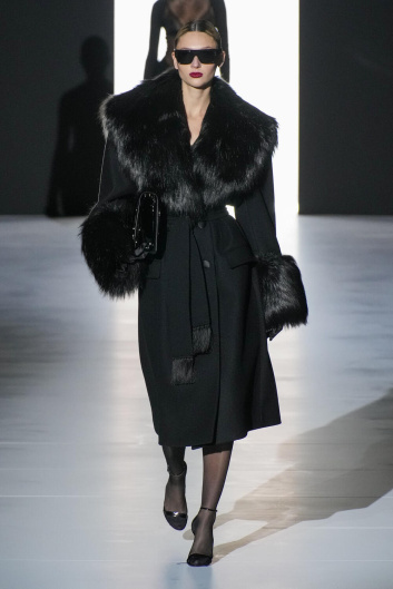 Fotoservizio/FW 23-24/WOMEN/SFILATA/DOLCE & GABBANA/DP2/4