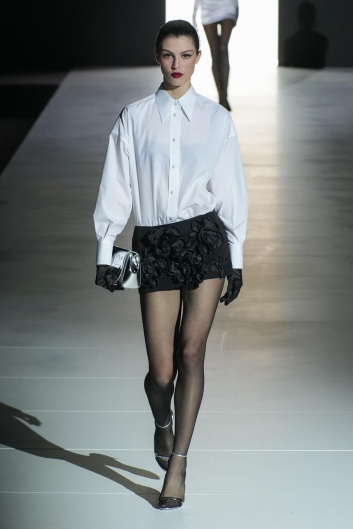 Fotoservizio/FW 23-24/WOMEN/SFILATA/DOLCE & GABBANA/DP2/19
