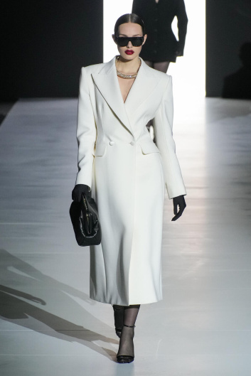 Fotoservizio/FW 23-24/WOMEN/SFILATA/DOLCE & GABBANA/DP2/25