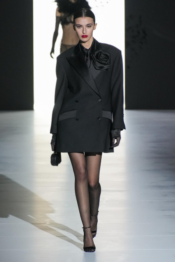 Fotoservizio/FW 23-24/WOMEN/SFILATA/DOLCE & GABBANA/DP2/35
