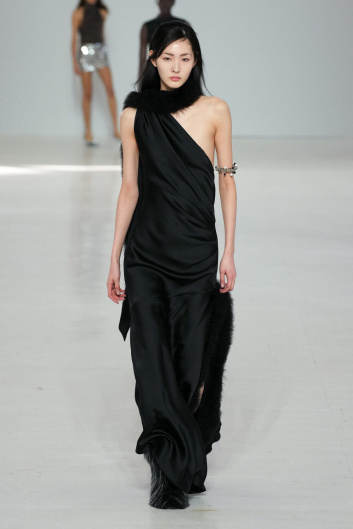 Fotoservizio/FW 23-24/WOMEN/SFILATA/MSGM/DP2/2