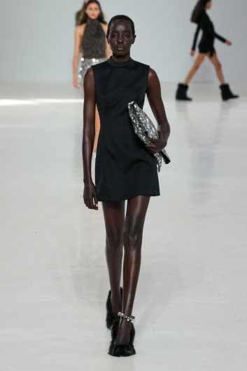 Fotoservizio/FW 23-24/WOMEN/SFILATA/MSGM/DP2/3
