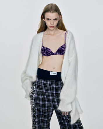 Fotoservizio/FW 23-24/WOMEN/PRESENTAZIONE/DES PHEMMES/DP2/20