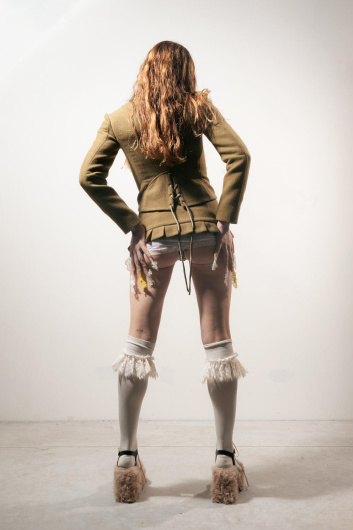 Fotoservizio/FW 23-24/WOMEN/PRESENTAZIONE/SALVATORE VIGNOLA/DP2/9