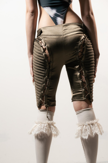 Fotoservizio/FW 23-24/WOMEN/PRESENTAZIONE/SALVATORE VIGNOLA/DP2/18