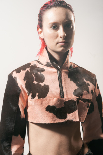 Fotoservizio/FW 23-24/WOMEN/PRESENTAZIONE/SALVATORE VIGNOLA/DP2/27
