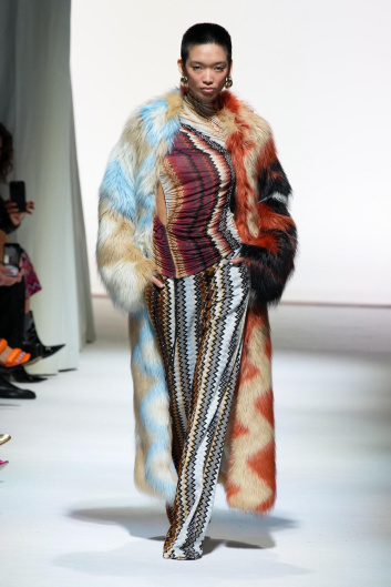 Fotoservizio/FW 23-24/WOMEN/SFILATA/MISSONI/DP2/0
