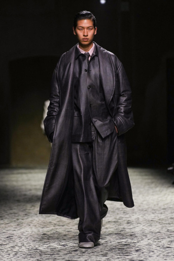 Fotoservizio/FW 23-24/WOMEN/SFILATA/BOTTEGA VENETA/DP2/4