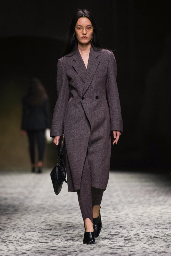 Fotoservizio/FW 23-24/WOMEN/SFILATA/BOTTEGA VENETA/DP2/8