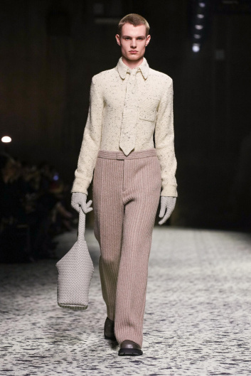 Fotoservizio/FW 23-24/WOMEN/SFILATA/BOTTEGA VENETA/DP2/18