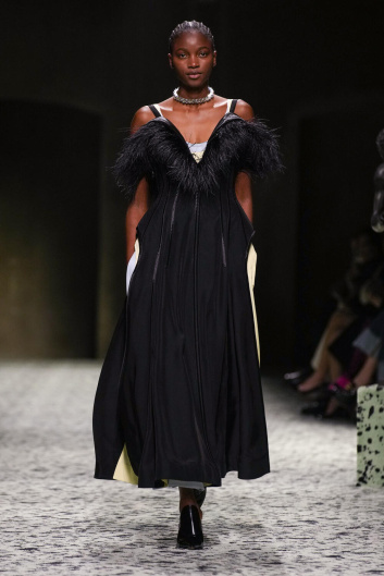 Fotoservizio/FW 23-24/WOMEN/SFILATA/BOTTEGA VENETA/DP2/14