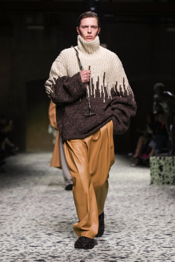 Fotoservizio/FW 23-24/WOMEN/SFILATA/BOTTEGA VENETA/DP2/28