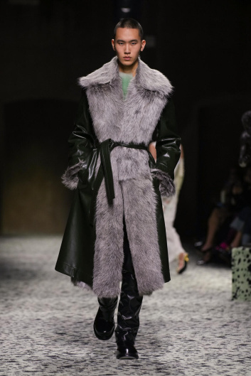 Fotoservizio/FW 23-24/WOMEN/SFILATA/BOTTEGA VENETA/DP2/10