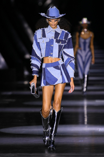 Fotoservizio/FW 23-24/WOMEN/SFILATA/PHILIPP PLEIN/DP2/2