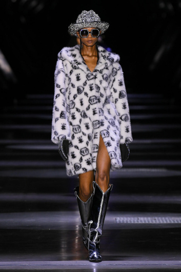 Fotoservizio/FW 23-24/WOMEN/SFILATA/PHILIPP PLEIN/DP2/10
