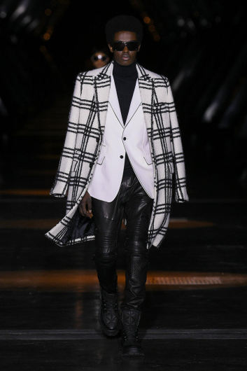 Fotoservizio/FW 23-24/WOMEN/SFILATA/PHILIPP PLEIN/DP2/47