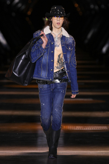 Fotoservizio/FW 23-24/WOMEN/SFILATA/PHILIPP PLEIN/DP2/39