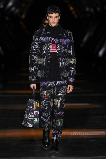 Fotoservizio/FW 23-24/WOMEN/SFILATA/PHILIPP PLEIN/DP2/64