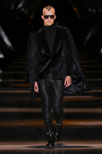 Fotoservizio/FW 23-24/WOMEN/SFILATA/PHILIPP PLEIN/DP2/59