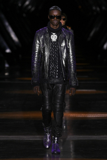 Fotoservizio/FW 23-24/WOMEN/SFILATA/PHILIPP PLEIN/DP2/60