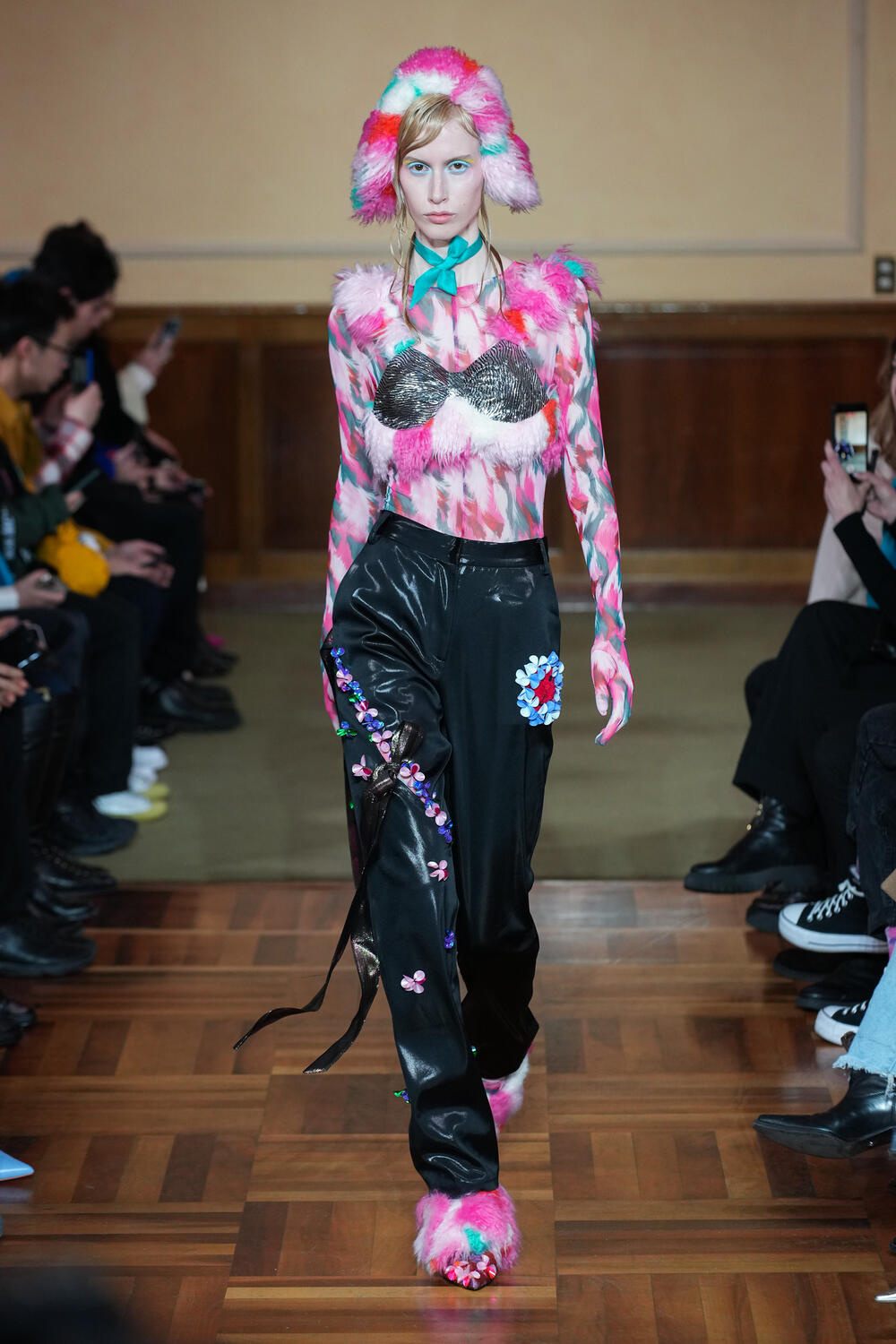 SHUTING QIU WOMEN FW 23-24 - Foto #1