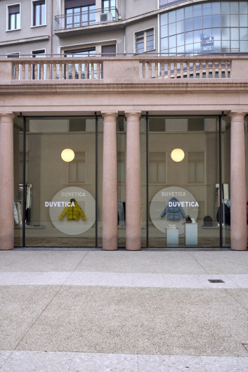Fotoservizio/FW 23-24/WOMEN/PRESENTAZIONE/DUVETICA/DP2/0