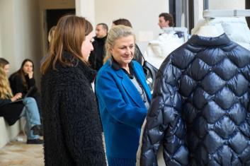 Fotoservizio/FW 23-24/WOMEN/PRESENTAZIONE/DUVETICA/DP2/13