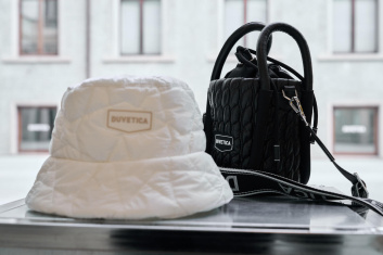 Fotoservizio/FW 23-24/WOMEN/PRESENTAZIONE/DUVETICA/DP2/36
