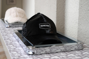 Fotoservizio/FW 23-24/WOMEN/PRESENTAZIONE/DUVETICA/DP2/32