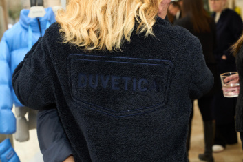 Fotoservizio/FW 23-24/WOMEN/PRESENTAZIONE/DUVETICA/DP2/46