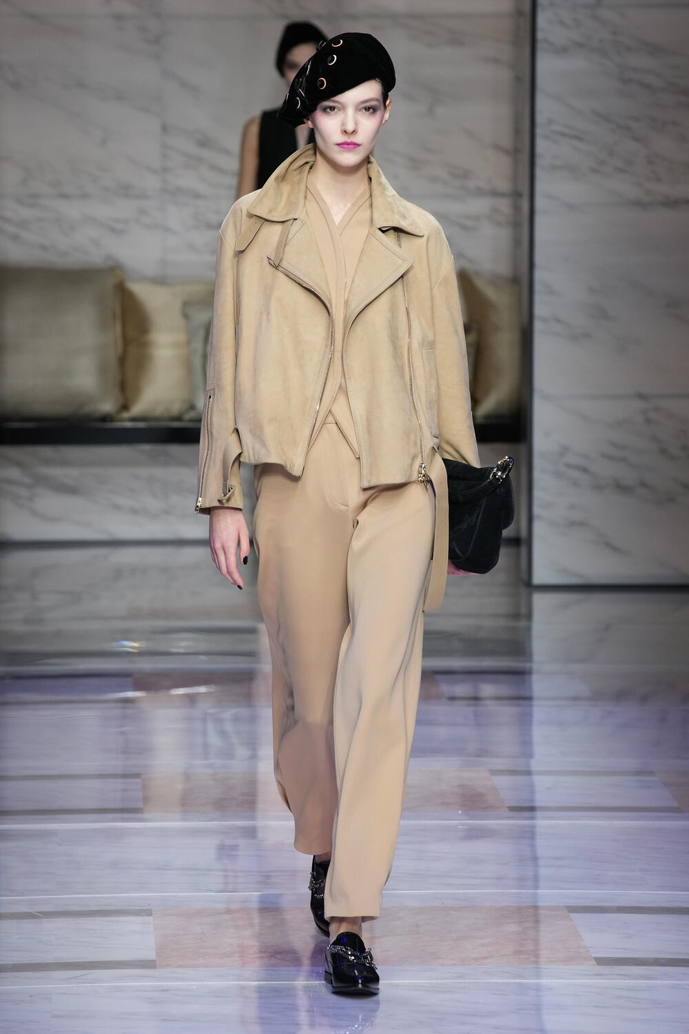 GIORGIO ARMANI WOMEN FW 23-24 - Foto #2