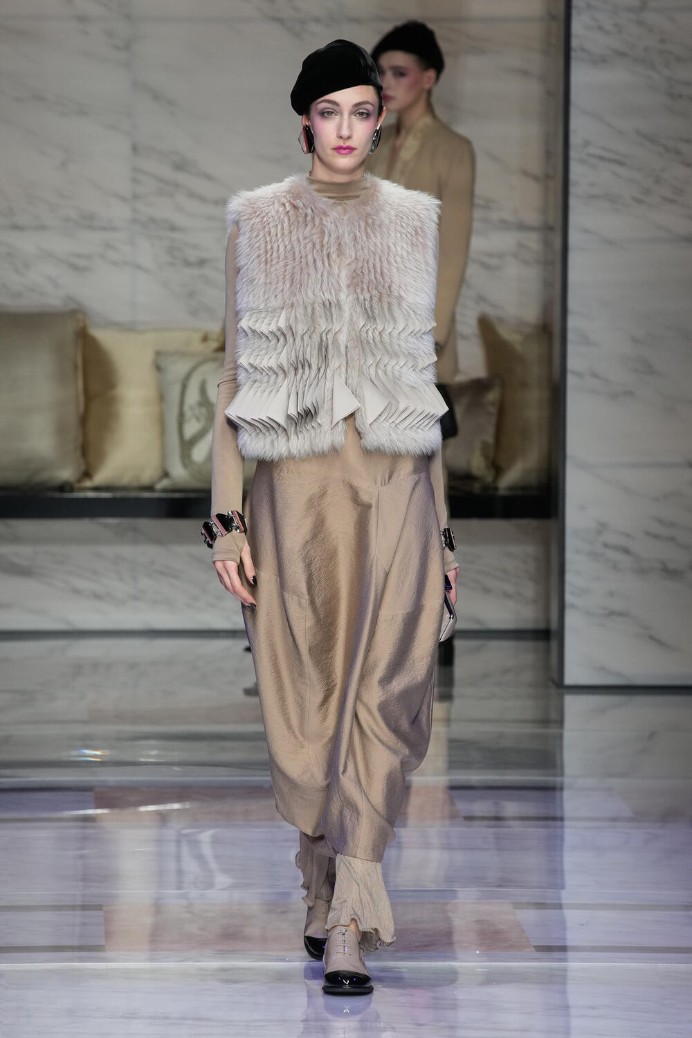 GIORGIO ARMANI WOMEN FW 23-24 - Foto #2