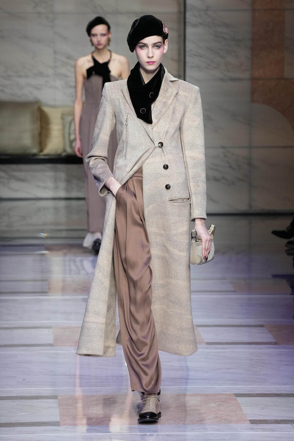 GIORGIO ARMANI WOMEN FW 23-24 - Foto #12