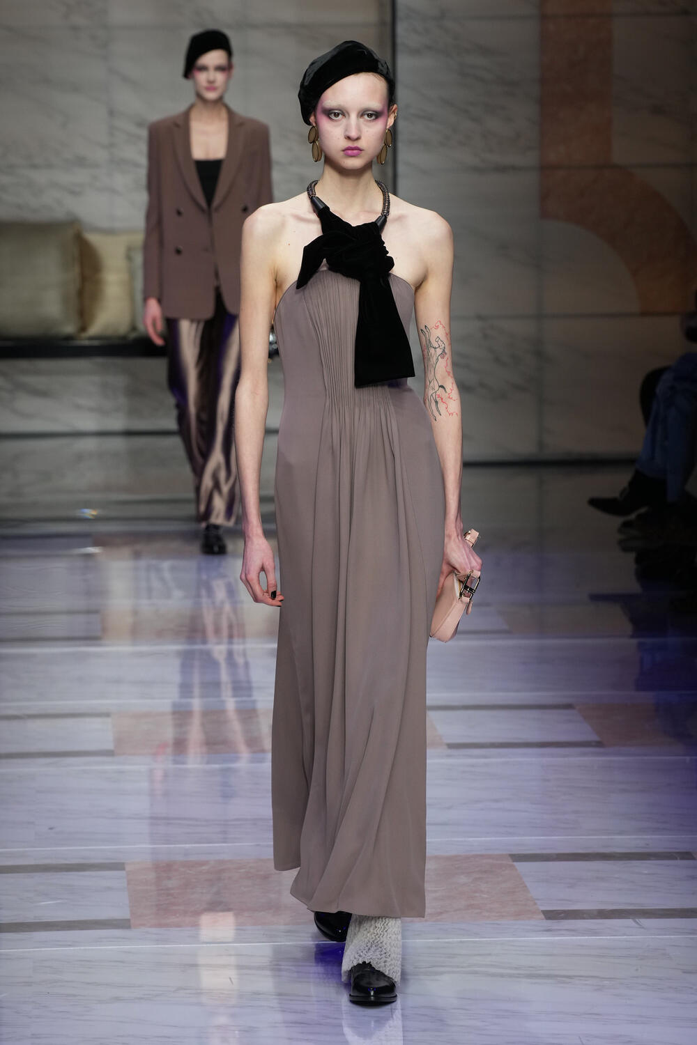 GIORGIO ARMANI WOMEN FW 23-24 - Foto #13