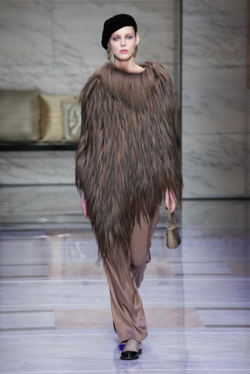 Fotoservizio/FW 23-24/WOMEN/SFILATA/GIORGIO ARMANI/DP2/7