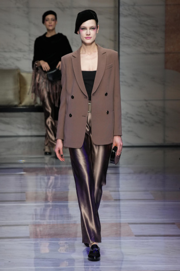 Fotoservizio/FW 23-24/WOMEN/SFILATA/GIORGIO ARMANI/DP2/14