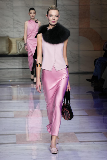 Fotoservizio/FW 23-24/WOMEN/SFILATA/GIORGIO ARMANI/DP2/31