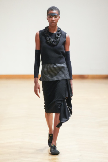 Fotoservizio/FW 23-24/WOMEN/SFILATA/FRANCESCA LIBERATORE/DP2/4