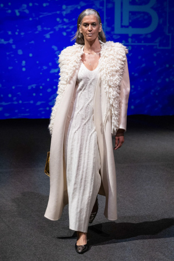 Fotoservizio/FW 23-24/WOMEN/SFILATA/LAURA BIAGIOTTI/DP2/15