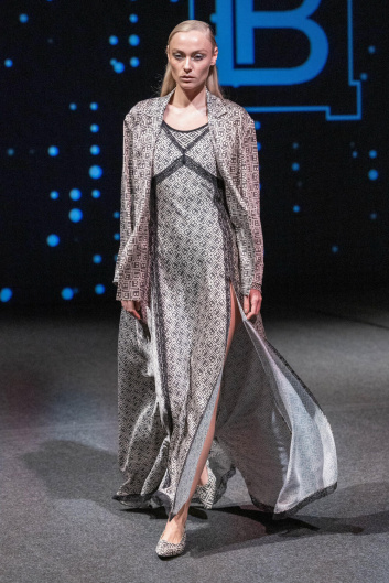 Fotoservizio/FW 23-24/WOMEN/SFILATA/LAURA BIAGIOTTI/DP2/18