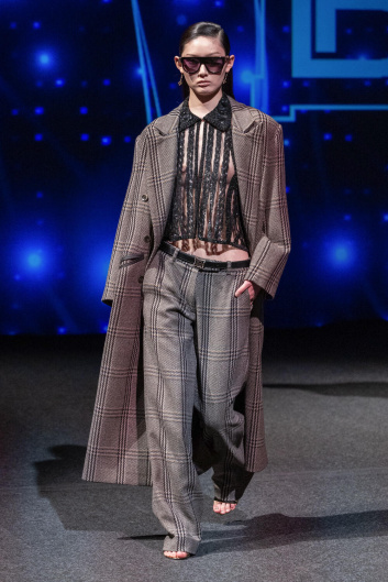 Fotoservizio/FW 23-24/WOMEN/SFILATA/LAURA BIAGIOTTI/DP2/25