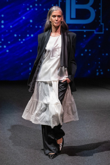 Fotoservizio/FW 23-24/WOMEN/SFILATA/LAURA BIAGIOTTI/DP2/33