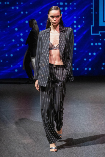 Fotoservizio/FW 23-24/WOMEN/SFILATA/LAURA BIAGIOTTI/DP2/35