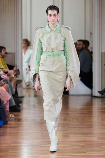 Fotoservizio/FW 23-24/WOMEN/PRESENTAZIONE/SARAWONG/DP2/3