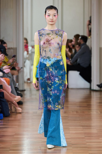 Fotoservizio/FW 23-24/WOMEN/PRESENTAZIONE/SARAWONG/DP2/19