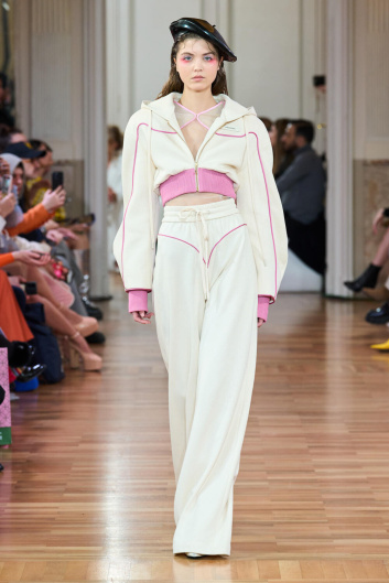 Fotoservizio/FW 23-24/WOMEN/PRESENTAZIONE/SARAWONG/DP2/15