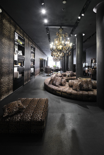 Fotoservizio/SS 2023/DESIGN/EVENTO_CULTURALE/DOLCE & GABBANA CASA/DP2/19